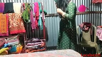 Reproduzir Linda namorada da vila fazendo sexo com o namorado da cidade