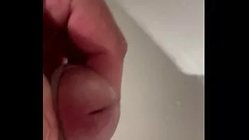 play मेरे छोटे लंड के साथ खेलते हुए उसे वीर्य देने की कोशिश कर रहा हूँ पीटी1