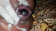 Afspelen Big Cock Milf's kont starte met romige afwerking