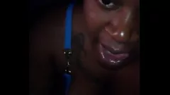 Jouer Ébène naejae ne peut pas en avoir assez de cette grosse bite noire