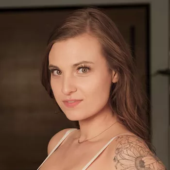 Pornoster Kenzie Love