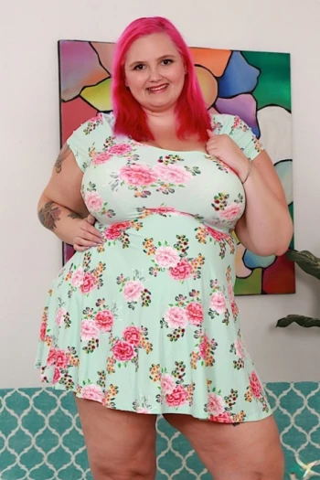 Pornstar Sara Star